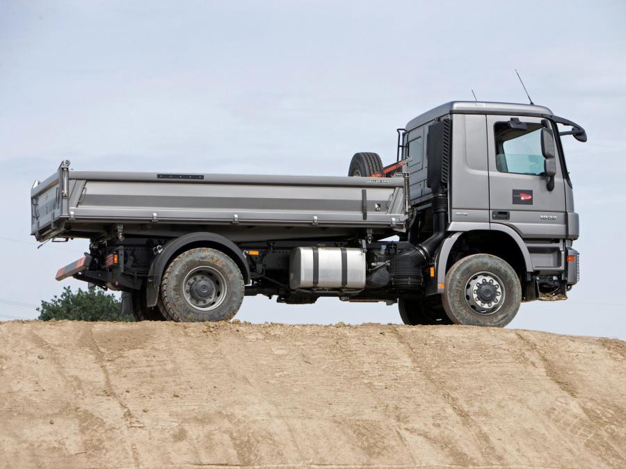  Mercedes-Benz Actros 1832 2009 года  (фото 6 из 6)